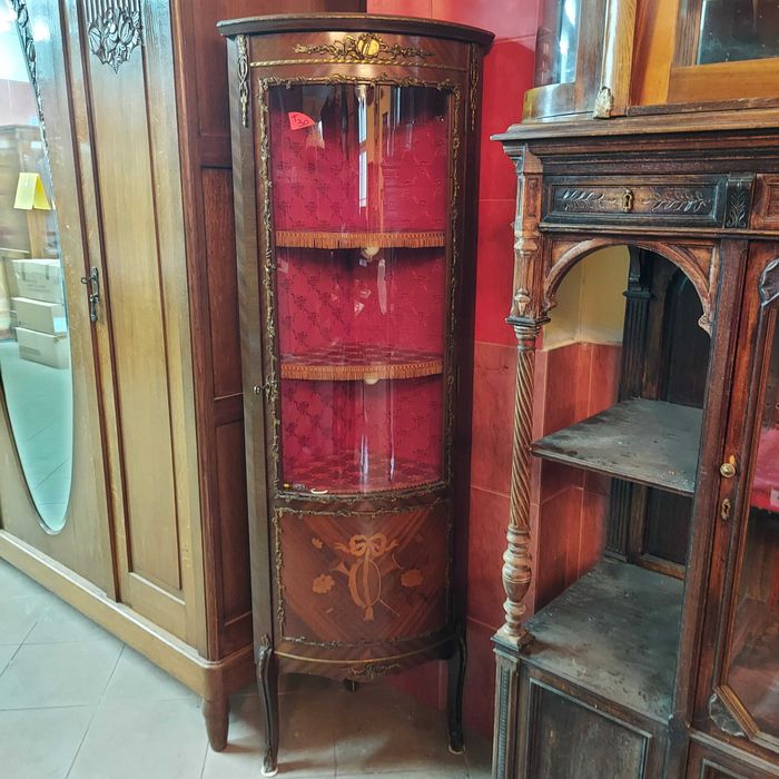 Witryna barokowa, efektowna intarsja, marmur i złocenia