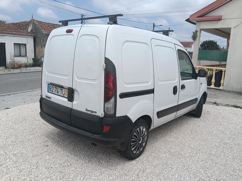 Kangoo em boas condições