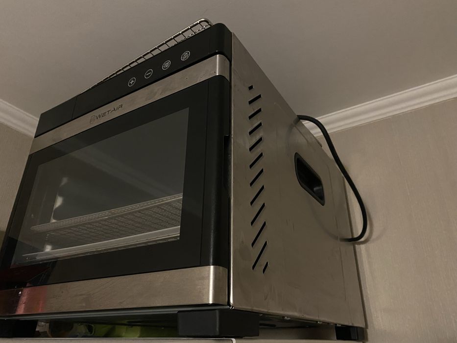 Електрична сушарка для овочів та фруктів WetAir WFD-K650S