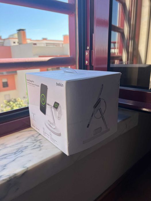 Belkin 3 em 1 - Carregador Wireless para iPhone, Apple Watch e AirPods