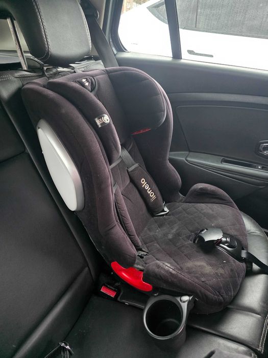 Дитяче автокрісло до 35 кг Lionello з функцією izofix