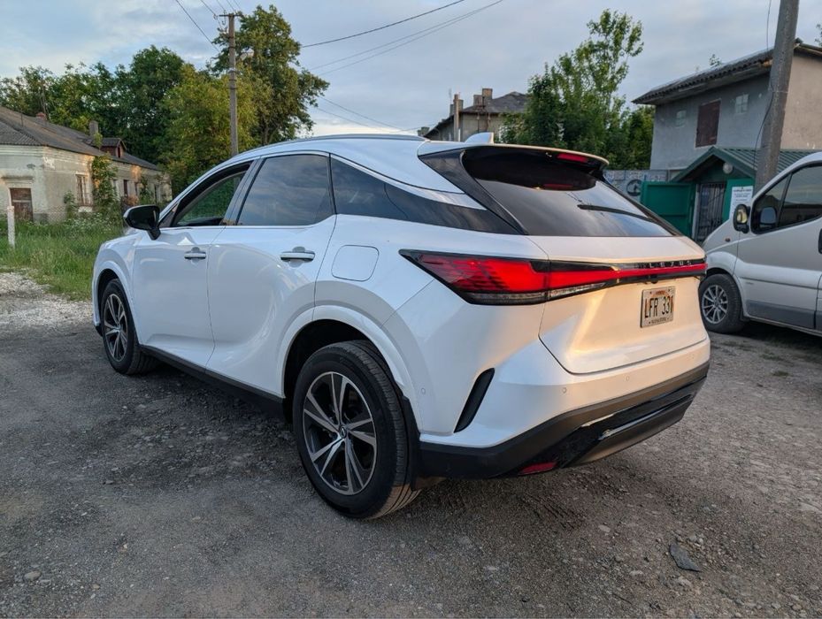 Lexus RX 2024 VIN 2T2BBMCA0RC045002 фото оголошення 5 з 12