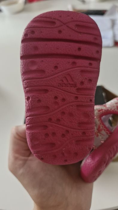 Sandały adidas dziewczynka 10,5 cm
