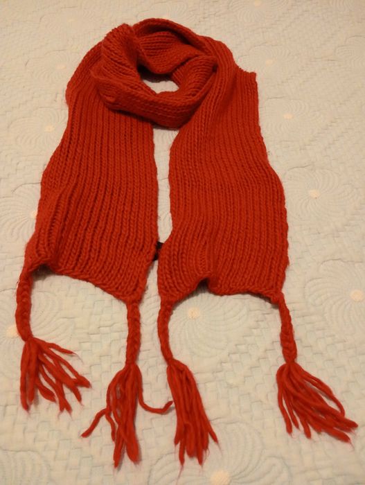 Cachecóis. Como Novos.64729947038339120