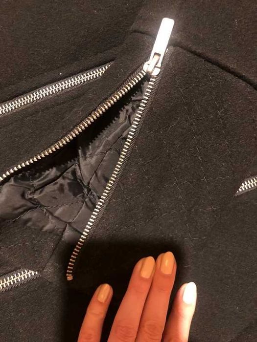 Ocieplany płaszcz Bershka