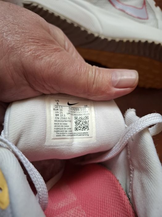 КросівкиNike Air Zoom Vomero 16,