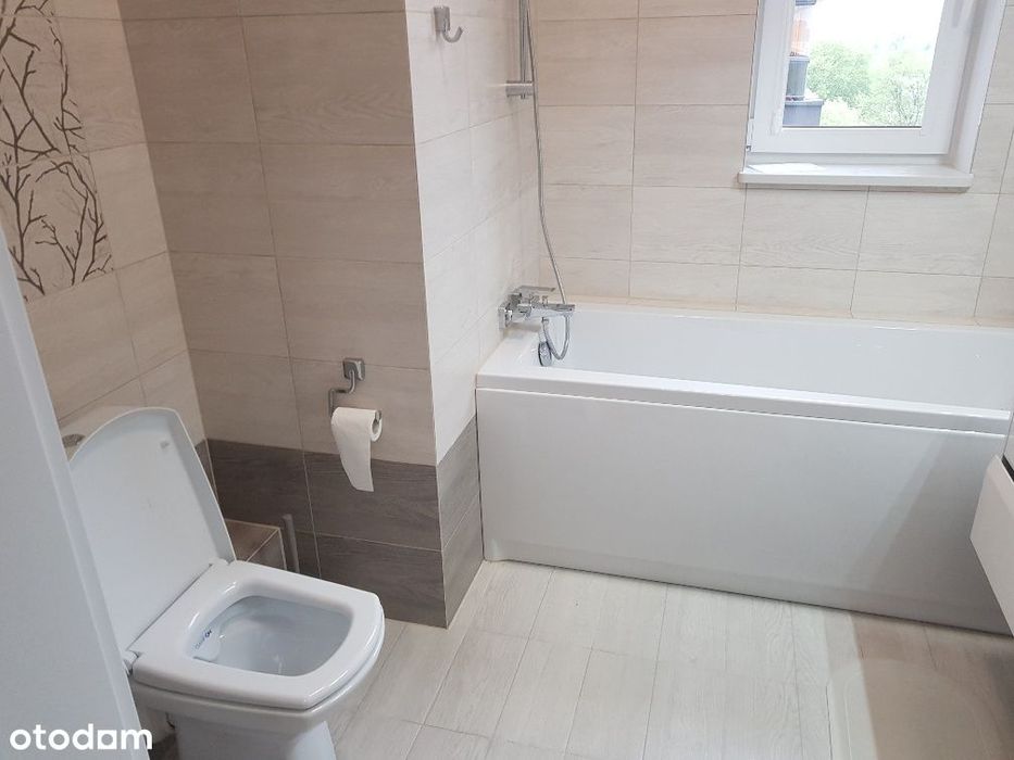 Mieszkanie 36 m² z balkonem i garażem na Pradze-Południe