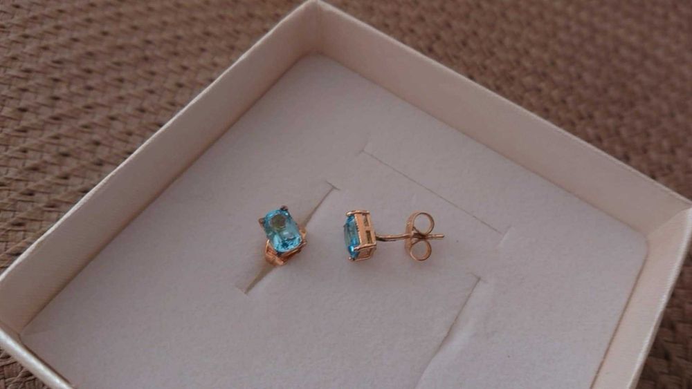 Kolczyki z topazem, ze stali szlachetnej, używane