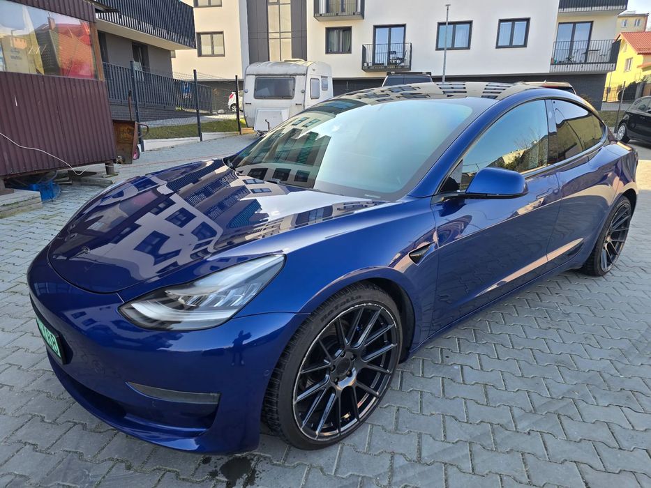 Tesla Model 3 Performance 60 tys km 460 koni