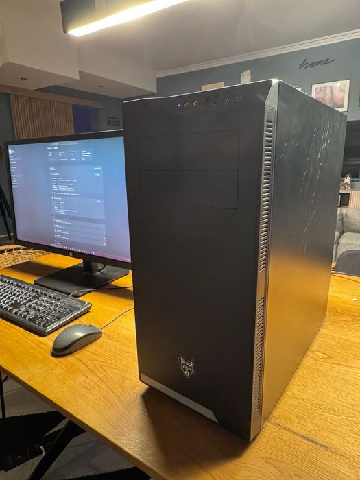 PC Potente com Monitor – Ideal para Trabalho e Entretenimento