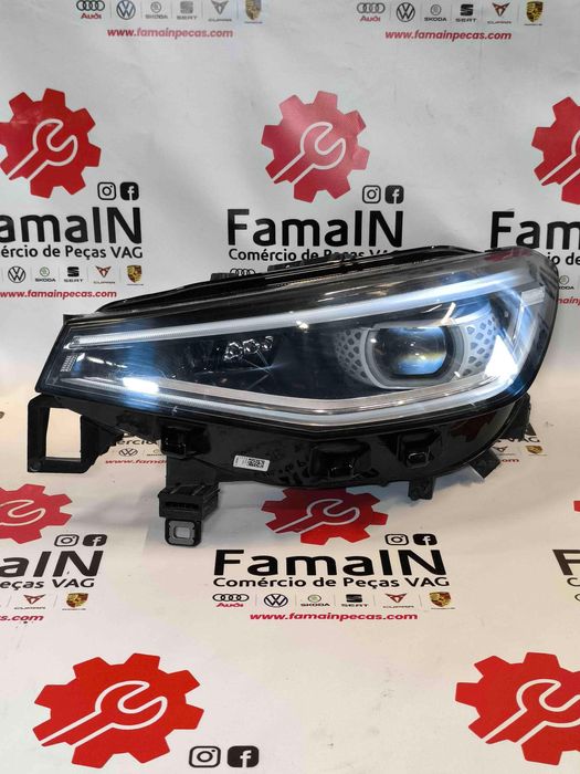 Ótica / Farol Esquerdo VW ID.4