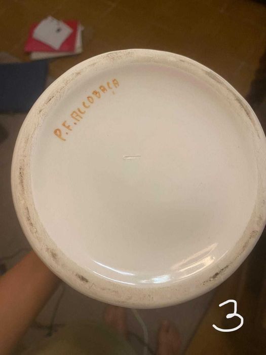 Pote em Cerâmica de Alcobaça
