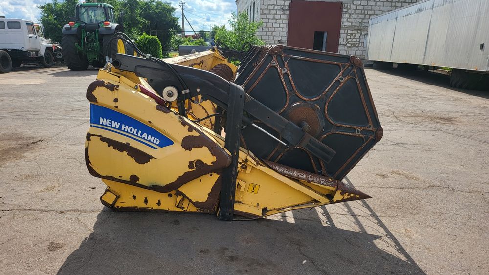 Жниварка зернова 7.5 м. New Holland,  Case