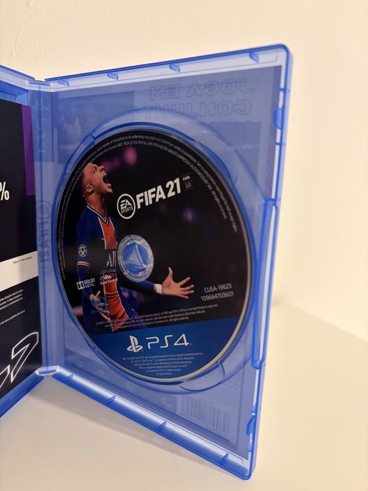 Jogo FIFA 21 - PS4