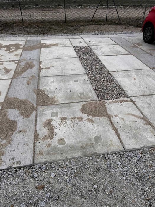 Betonowe płyty drogowe 1x1 m – trwałe i solidne | transport | producent