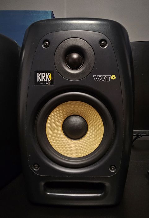 Monitory Studyjne KRK VXT 6