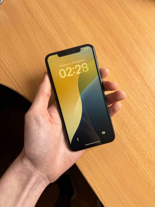 Apple Iphone 11 Pro Max 64 GB в гарному стані