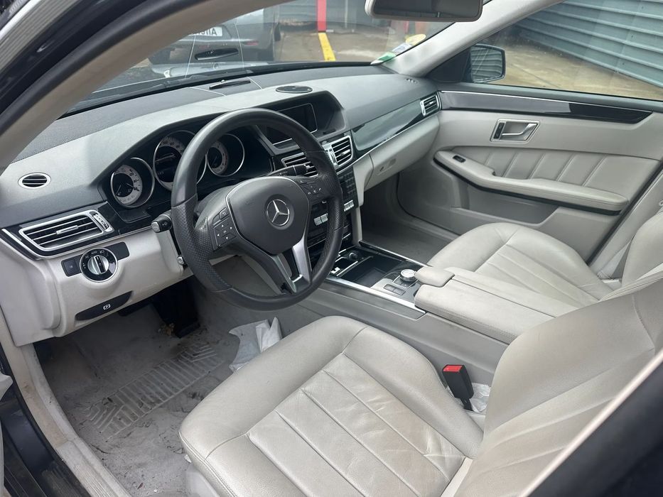 MERCEDES E 220 W 212 DE 2013 (CENTRO DE ABATE)