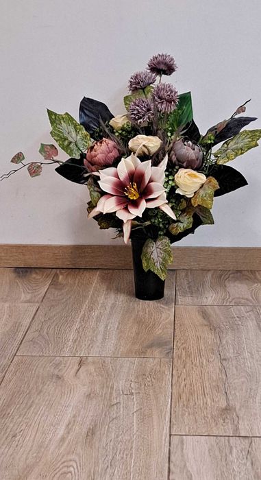 Wkład do wazonu na grób bukiet magnolia róże flakon sztuczne kwiaty 54cm