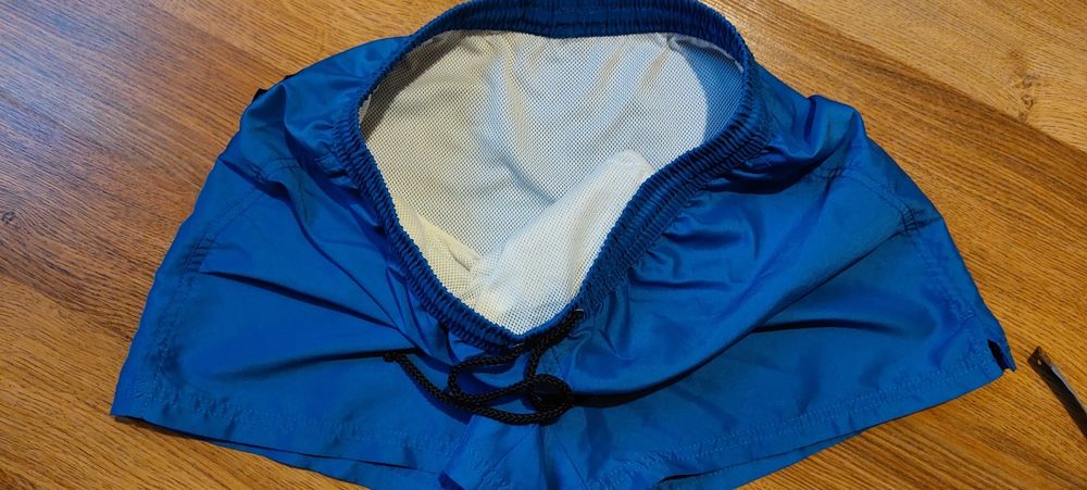 Krótkie spodenki kąpielowe unisex na rozm. 158