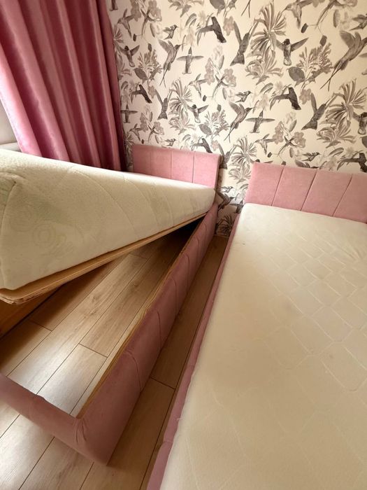 2 ліжка дитячі- 1.6х0.8х0.55