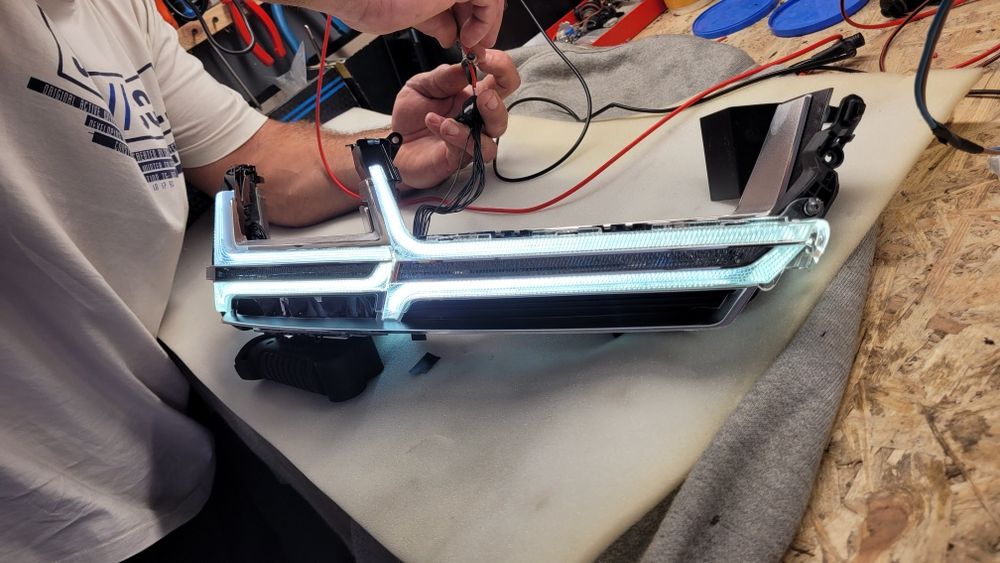 Naprawa lamp samochodowych /ремонт фар