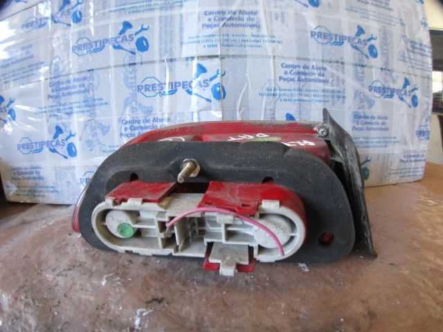 Farolim direito ALFA ROMEO 156 (932_)