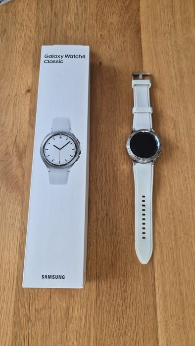 Samsung Galaxy Watch 4