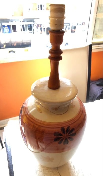 Candeeiros vários - cerâmica, metal, vidro - bom estado