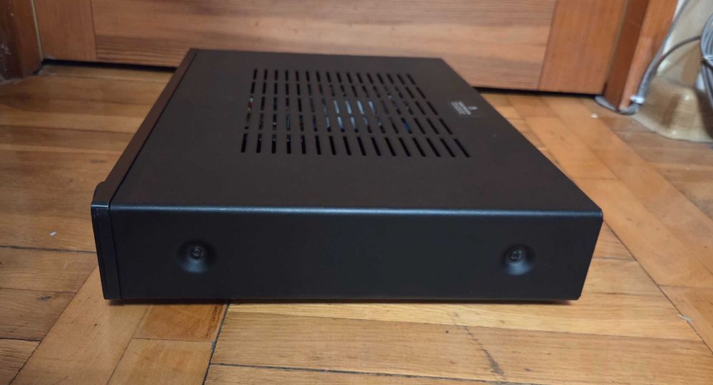 Wzmacniacz z Bluetooth Cambridge Audio Topaz AM10 2x55W BT stereo audio hi-fi audiofilski phono przedwzmacniacz