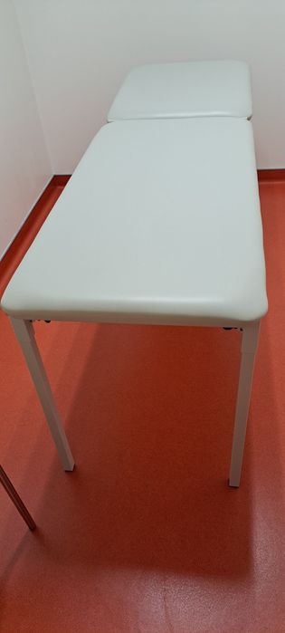 Duas Marquesas de tratamentos em muito bom estado ,conforme as fotos.