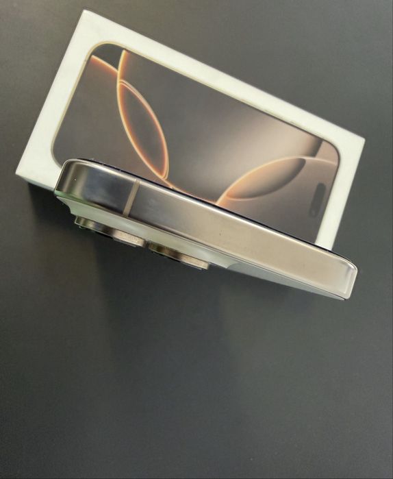 Iphone 16 pro 256 bateria 90%