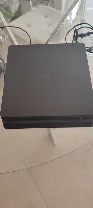 PlayStation 4 slim
