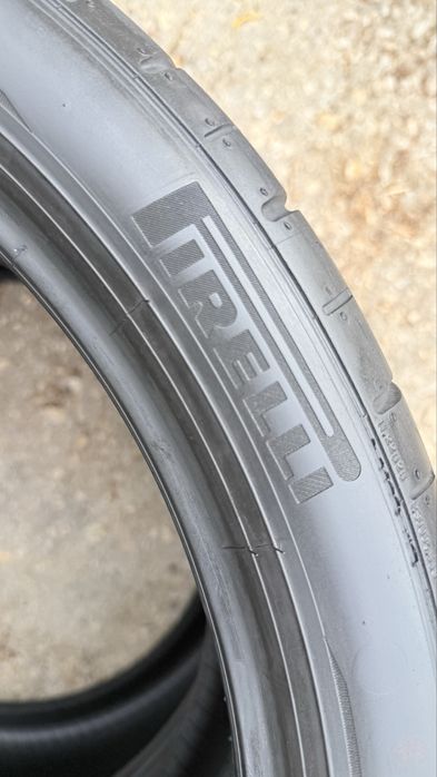 Pneus 305/30zr20 Pirelli PZero com 75% piso