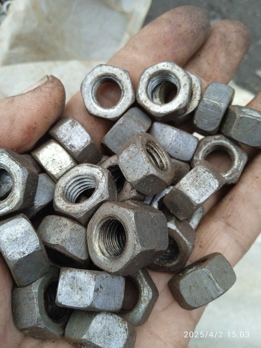 Гайка м10,м12,м20