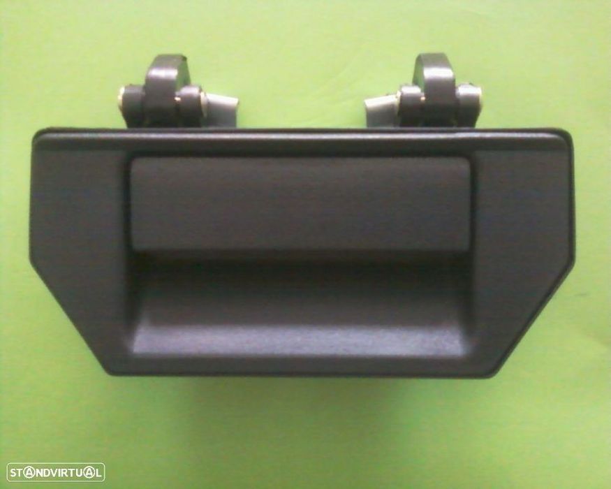 puxador tampa da mala Nissan D21 e D22 (NOVO)