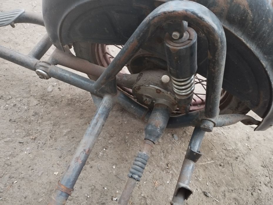 Мт Дніпро-12. Мотоцикл.