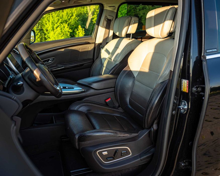 Renault Espace Initiale 4Control