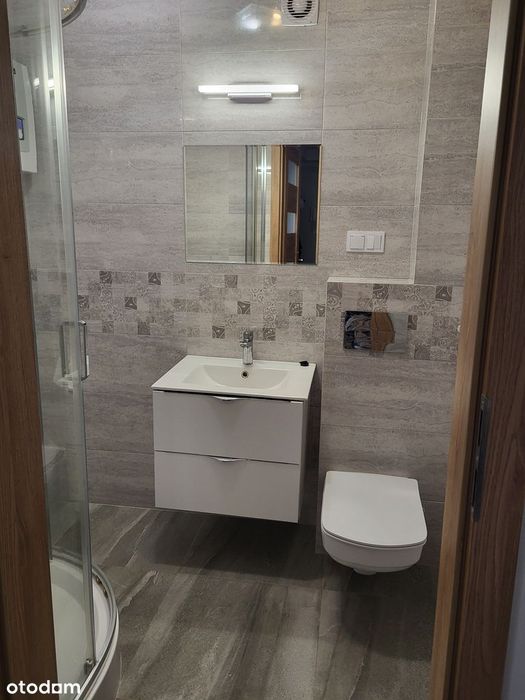 Przestronne mieszkanie w centrum z balkonem i piwnicą