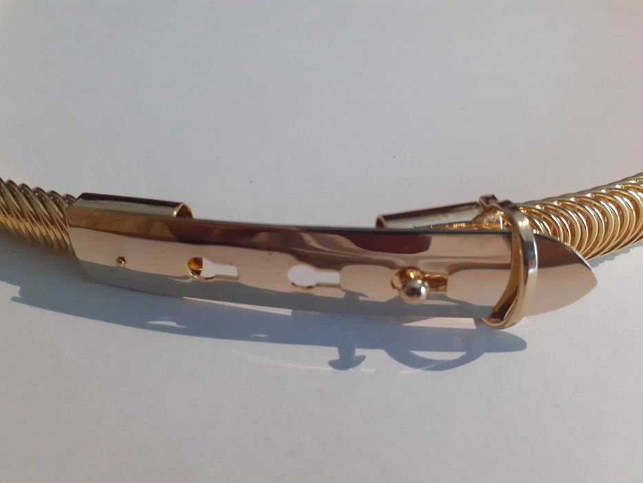 Acessório - cinto vintage em metal dourado
