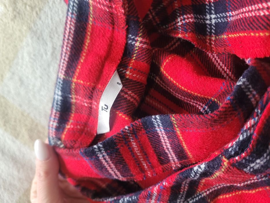 Spodnica w szkocka krate