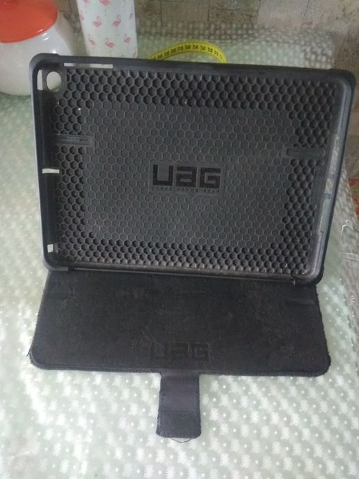 Продам чехол на iPad.