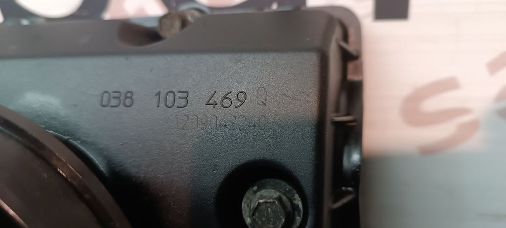 Tampa das Válvulas VW GOLF V - 038103469