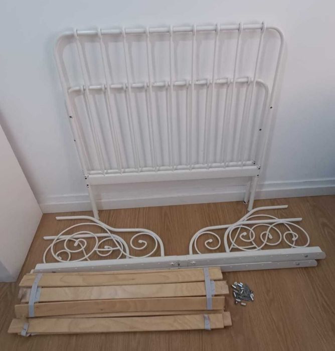 Cama de ferro de cor branca de  criança -  Ikea