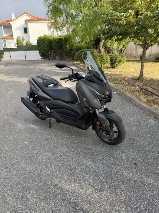 Yamaha x-max 125 (2022)