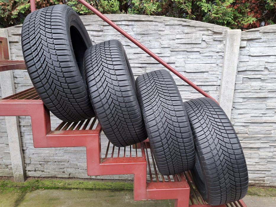 4 Opony wielosezonowe 215/55 R17 Bridgestone Montaż Gratis!