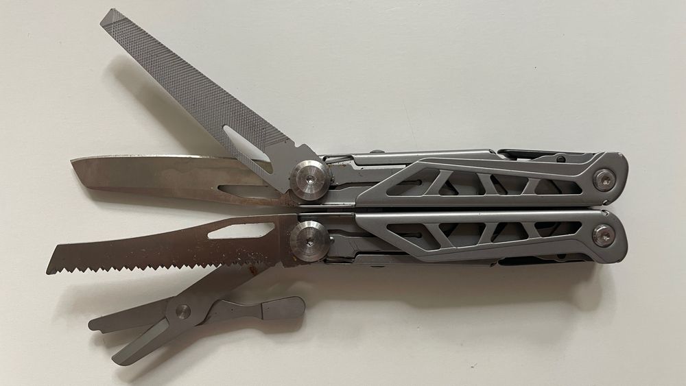 Urberg Stainless Multi Tool (8)