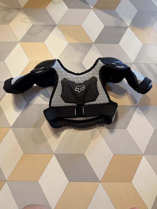 Zbroja rowerowa fox titan