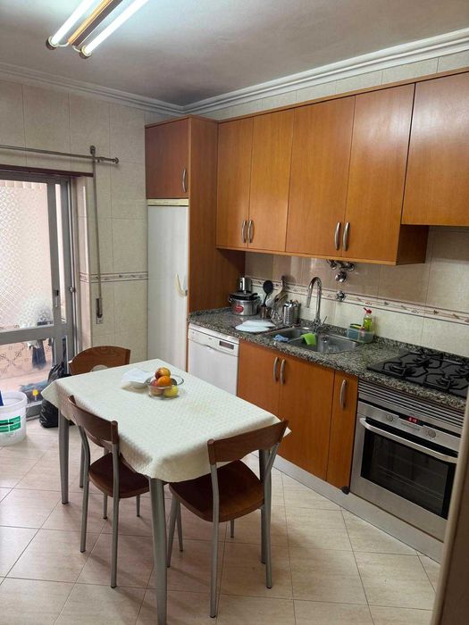 Quarto em Odivelas - Metro senhor Roubado (Linha amarela)