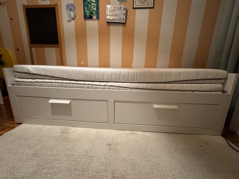 Cama ikea BRIMNES com 2 colchões incluidos